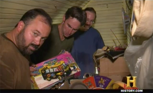 American Pickers Batman Mobile Bat Lab Mike finds an old Harley Davidson 